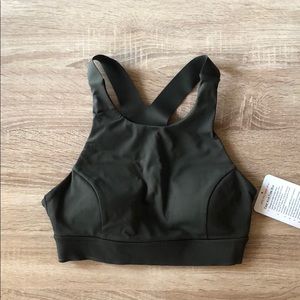 Lululemon Fast and Free sports bra - size 6